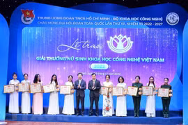 20 cá nhân nhận Giải thưởng Nữ sinh Khoa học Công nghệ Việt Nam