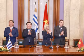 Quốc hội Việt Nam ký Thỏa thuận hợp tác với Nghị viện Uruguay