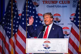Bầu cử Mỹ 2024: Cựu Tổng thống Trump bỏ xa các ứng viên đảng Cộng hòa