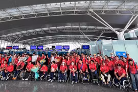 Vietnam Airlines đồng hành cùng đoàn thể thao ASEAN Para Games lần thứ 11. (Ảnh: CTV/Vietnam+)