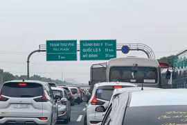 Tổng cục Đường bộ lên tiếng việc thu phí không dừng cao tốc bị lỗi 