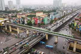 Vận hành tuyến đường sắt đô thị Cát Linh-Hà Đông. (Ảnh: Huy Hùng/TTXVN)
