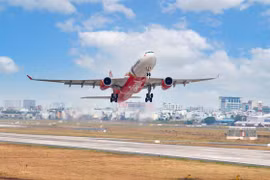 Vietjet khai thác bằng máy bay thân rộng A330. (Ảnh: CTV/Vietnam+)