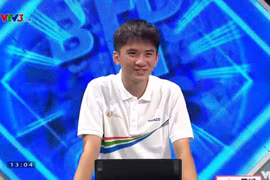 Trần Vinh Khánh trong cuộc thi Đường lên đỉnh Olympia. (Ảnh: PV/Vietnam+)