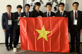 Đội tuyển Olympic Vật lý 2023 của Việt Nam đã đạt thành tích xuất sắc. (Ảnh: PV/Vietnam+)