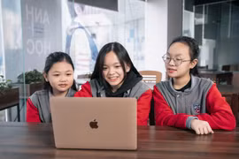Ngành giáo dục đang nỗ lực thúc đẩy chuyển đổi số để góp phần nâng cao chất lượng giáo dục. (Ảnh: PV/Vietnam+)