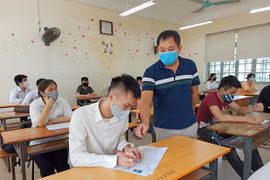 Thí sinh dự thi Tốt nghiệp Trung học phổ thông. (Ảnh: PM/Vietnam+)