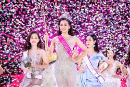 Thông tin thú vị về Trần Tiểu Vy - hoa hậu 10X đầu tiên của Việt Nam