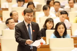 Viện trưởng Viện Kiểm sát nhân dân tối cao Lê Minh Trí trả lời chất vấn. (Ảnh: Phương Hoa/TTXVN)