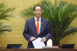 Phó Chủ tịch Quốc hội Trần Quang Phương điều hành phiên thảo luận về dự kiến Chương trình giám sát của Quốc hội năm 2022. (Ảnh; Doãn Tấn/TTXVN)