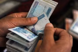 Đồng afghani giảm xuống mức thấp kỷ lục. (Nguồn: thefrontierpost.com)