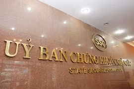 Rà soát, bổ sung một số quyền hạn, nhiệm vụ cho Ủy ban Chứng khoán