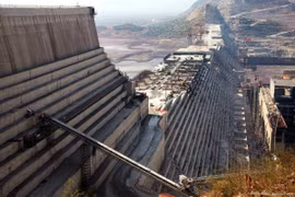 Công trường Đập thủy điện Đại phục hưng (GERD) mà Ethiopia đang xây dựng trên sông Nile. (Nguồn: middleeastmonitor.com)