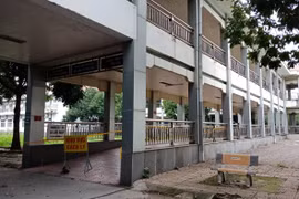 Khu vực cách ly được bố trí biệt lập tại Bệnh viện Đa khoa tỉnh Ninh Bình. (Ảnh: Đức Phương/TTXVN)