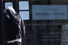 Một trung tâm việc làm tại Chicago, Mỹ. (Ảnh: AP)