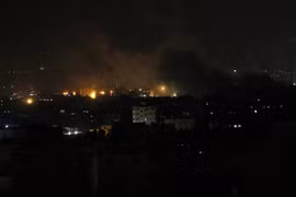 Một vụ tấn công tên lửa của Israel. (Ảnh: Haaretz)