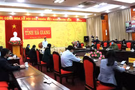 Tỉnh Hà Giang họp khẩn sau khi phát hiện ca mắc COVID-19 đầu tiên. (Ảnh: Minh Tâm/TTXVN)