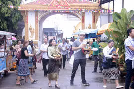 Đặc sắc Lễ hội Okphansa của nhân dân các dân tộc Lào