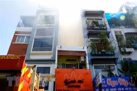 [Video] 5 căn nhà bị cháy giữa trung tâm Thành phố Hồ Chí Minh