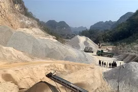 Khu vực khai trường khai thác đá của Công ty Trách nhiệm hữu hạn Thảo Yến (Thuận Châu, Sơn La). (Ảnh: Hữu Quyết/TTXVN)