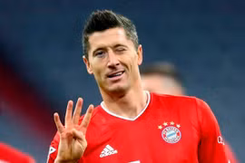 Lewandowski ghi 4 bàn giúp Bayern chiến thắng. (Nguồn: Getty Images)