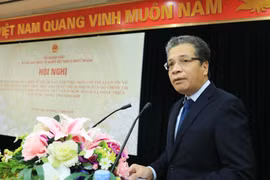 Thứ trưởng Bộ Ngoại giao Đặng Minh Khôi, Chủ nhiệm Ủy ban Nhà nước về người Việt Nam ở nước ngoài phát biểu khai mạc hội nghị. (Ảnh: Lâm Khánh/TTXVN)