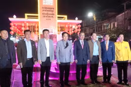 Kỷ niệm 60 năm Tháp đồng hồ Việt kiều lưu niệm tại Thái Lan