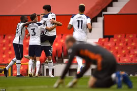 Cận cảnh Tottenham vùi dập Manchester United 6-1 tại Old Trafford