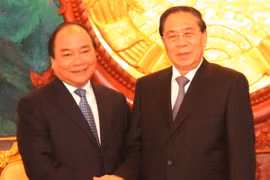 Việt Nam luôn dành ưu tiên cao nhất cho quan hệ với Lào