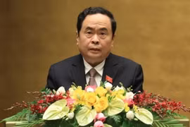 Chủ tịch Ủy ban Trung ương Mặt trận Tổ quốc Việt Nam Trần Thanh Mẫn trình bày Báo cáo tổng hợp ý kiến, kiến nghị của cử tri và nhân dân gửi đến Kỳ họp thứ 10, Quốc hội khóa XIV. (Ảnh: Văn Điệp/TTXVN)