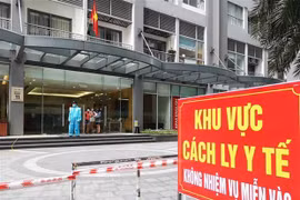 Hà Nội quy định từ ngày 17/11, cách ly F1 tại nhà đối với các trường hợp đủ điều kiện theo quy định của Bộ Y tế và hướng dẫn của Sở Y tế. (Ảnh: TTXVN)