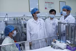 Phó Thủ tướng Vũ Đức Đam: Không để "dịch chồng dịch" 