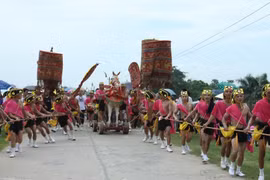 Hội Gióng là lễ hội độc đáo ở Việt Nam, được UNESCO công nhận là Di sản Văn hóa phi vật thể đại diện của nhân loại. (Ảnh: Anh Tuấn/TTXVN)