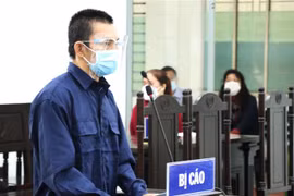 Bị cáo Nguyễn Trí Gioãn tại phiên tòa. (Ảnh: Tiên Minh/TTXVN)