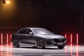 Vinfast công bố tên hai mẫu xe dòng sedan và SUV đầu tiên 