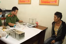 Yên Bái bắt đối tượng tàng trữ vận chuyển trái phép 20 bánh heroin