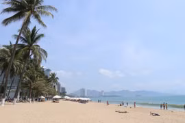 Bãi biển Nha Trang. (Ảnh: Đặng Tuấn/TTXVN)