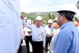 Bộ trưởng Hồ Đức Phớc đề nghị lãnh đạo các địa phương siết chặt kỷ luật trong công tác giải ngân vốn đầu tư công. (Ảnh: CTV/Vietnam+)