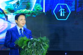 Phó Thủ tướng Chính phủ Trần Hồng Hà phát biểu chỉ đạo tại Diễn đàn Doanh nghiệp Phát triển bền vững Việt Nam năm 2023. (Ảnh: PV/Vietnam+)