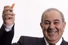 Cựu Thủ tướng Iyad Allawi trong buổi họp báo ngày 27/3. (Ảnh: Reuters)
