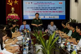 Báo chí cần tiếp tục tôn vinh những tấm gương bình dị mà cao quý