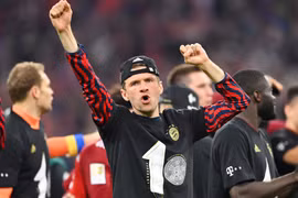 Bayern Munich: 10 năm liên tiếp vô địch quốc gia - Không thể tin được!