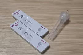 Quảng Ninh khuyến khích người dân tăng cường test nhanh tại nhà
