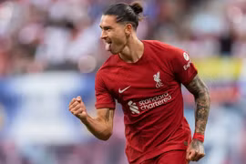 Tân binh 100 triệu euro ghi 4 bàn, giúp Liverpool thắng 'hủy diệt'