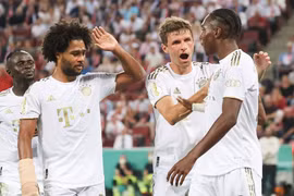 Bayern thẳng tiến vòng 2 DFB Cup bằng trận thắng tưng bừng