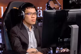 Vượt mặt 'vua cờ," Lê Quang Liêm giành ngôi á quân Oslo Esports Cup