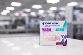 Canada cấp phép sử dụng thuốc phòng COVID-19 của hãng AstraZeneca