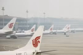 Máy bay của Hãng hàng không Air China tại Sân bay Quốc tế Bắc Kinh ngày 6/4. (Nguồn: AFP/TTXVN) 