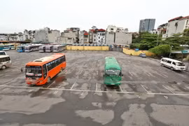 Bến xe Gia Lâm, Hà Nội. (Ảnh: Minh Quyết/TTXVN)