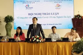 Ông Hà Văn Siêu, Phó Tổng Cục trưởng Tổng cục Du lịch, phát biểu khai mạc Hội nghị. (Ảnh: Mỹ Phương/TTXVN)